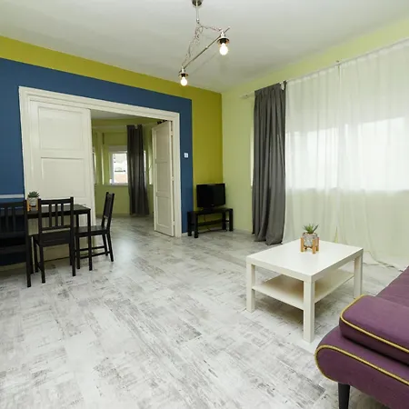 Antic Apartament