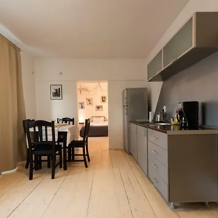 Apartament Antic *