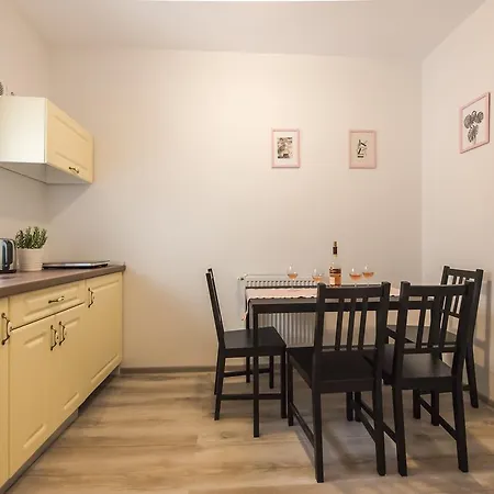 Antic Lägenhet *